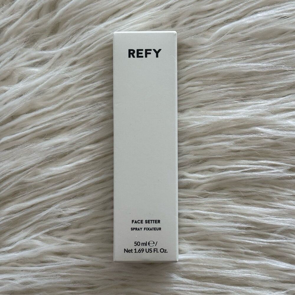 REFY Face Setter Hydrating and Plumping Setting Spray with Polyglutamic Acid